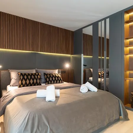 Ez Luxury Living Apartment Rovinj Exterior photo