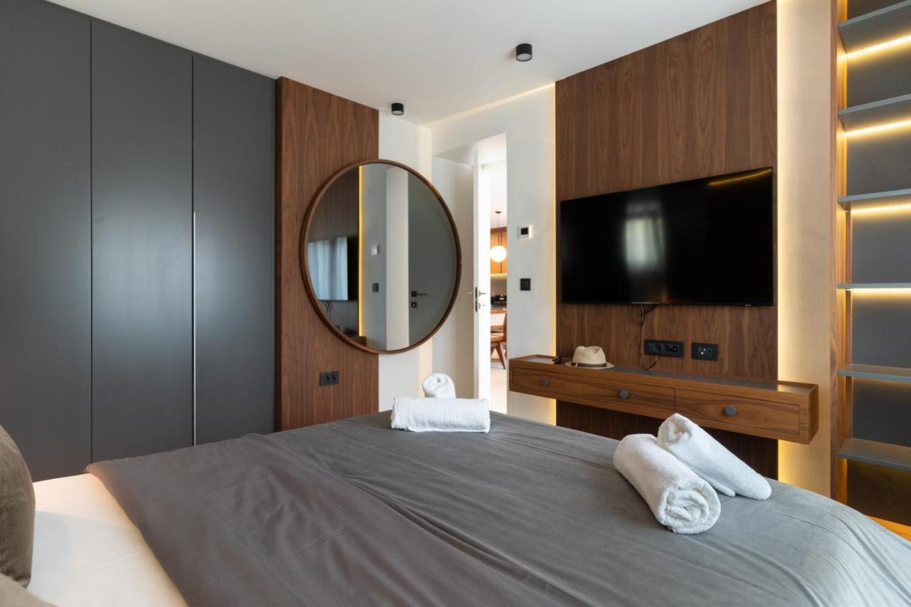 Ez Luxury Living Apartment *
